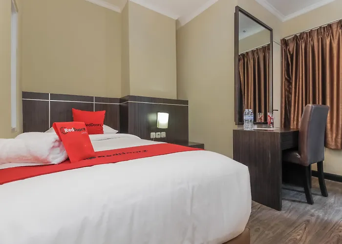 RedDoorz Plus @ Thamrin